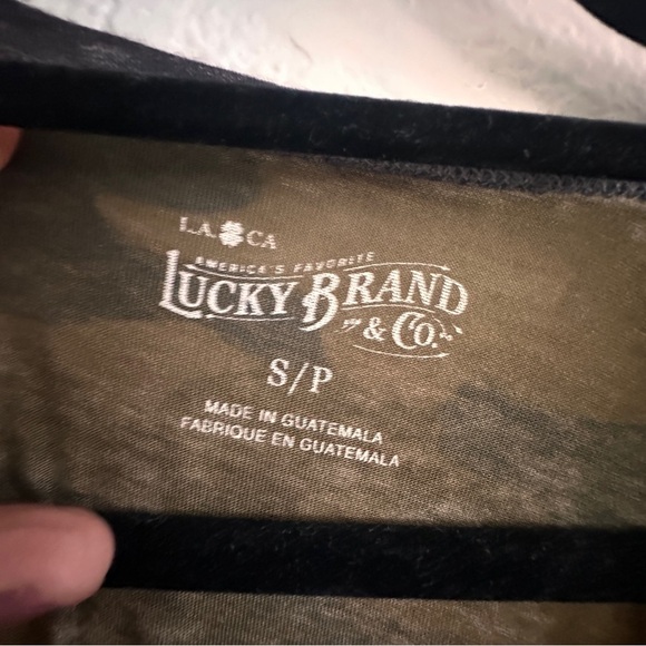 Lucky Brand Camouflage woman’s Long Sleeve Tee size small Outdoor Country Life - Picture 4 of 5